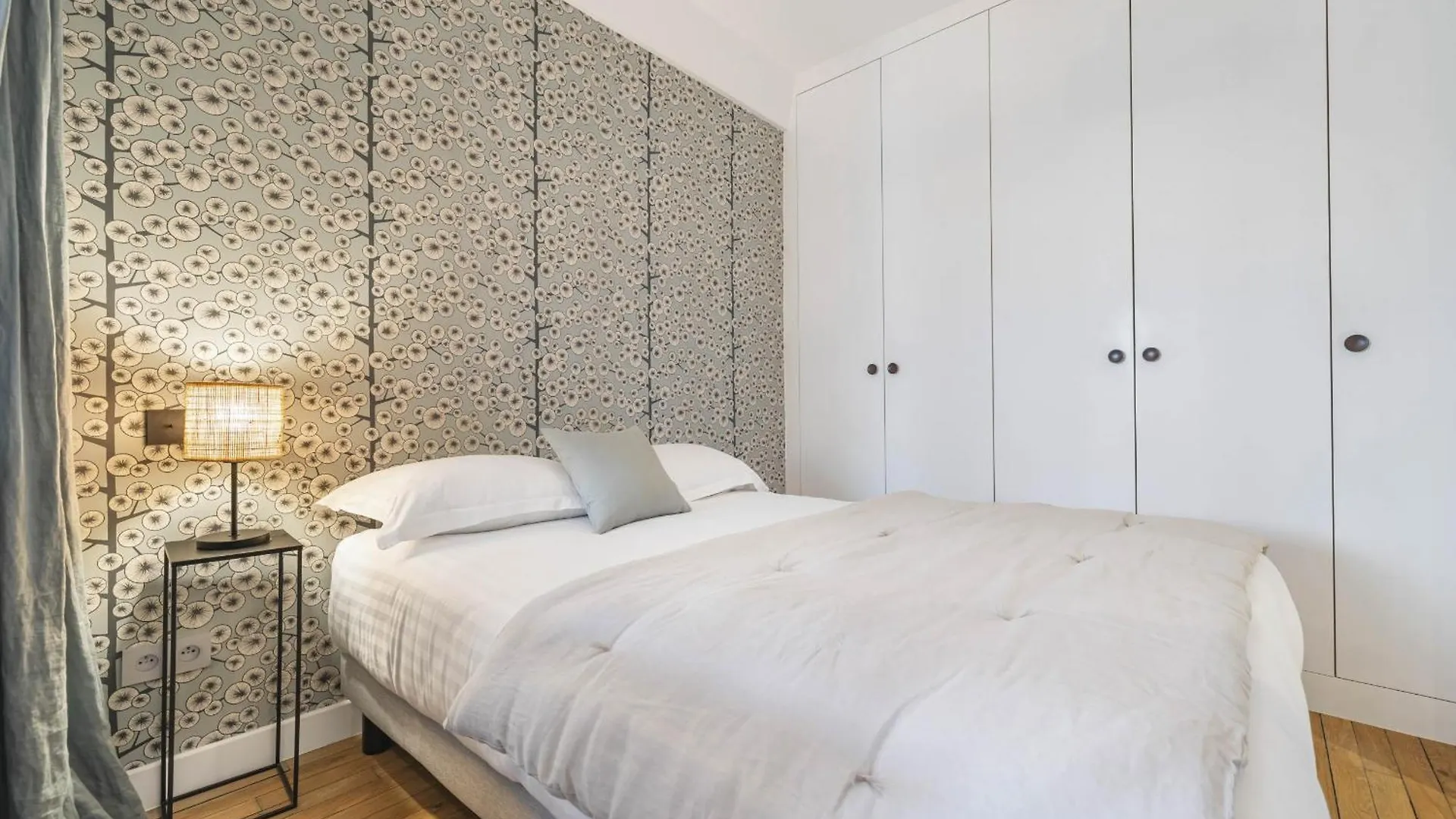 Apartment Vita Paris